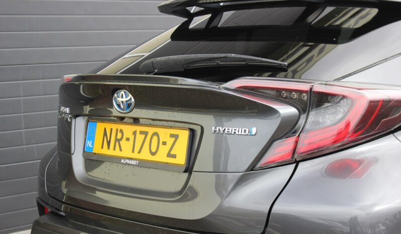 Toyota C-HR Hybrid Premium vol